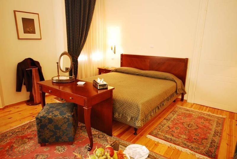 Capsis Bristol Boutique Hotel Thessaloniki Exterior photo