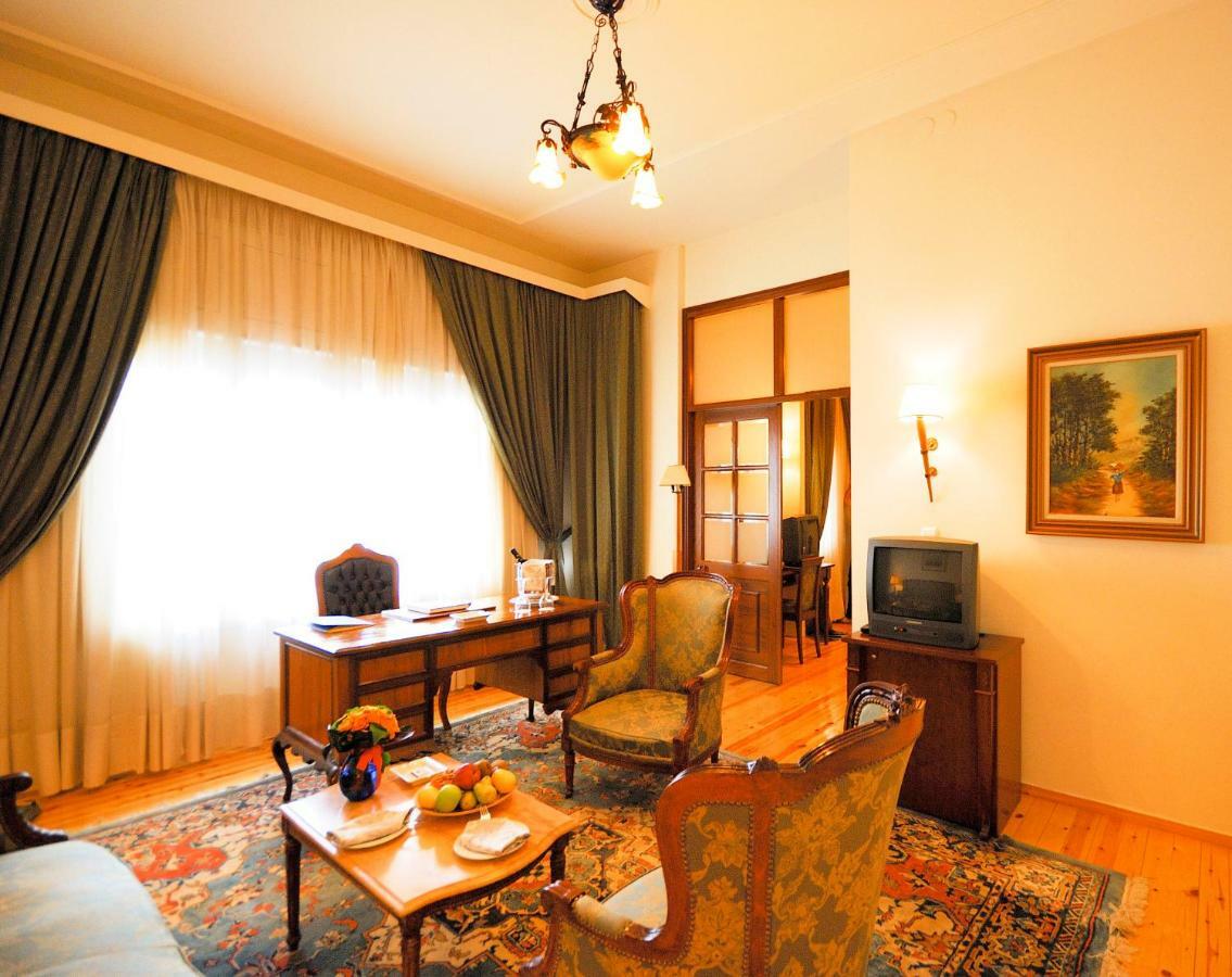 Capsis Bristol Boutique Hotel Thessaloniki Room photo
